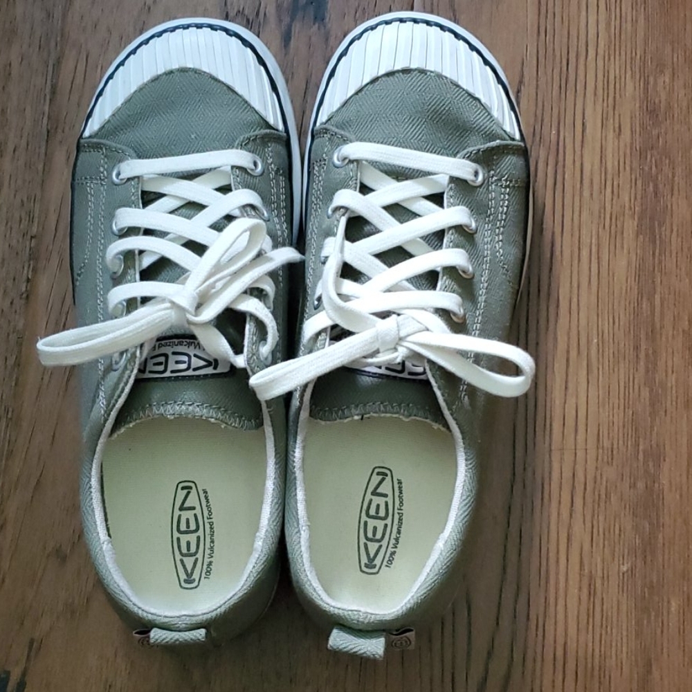 Keen sneakers kicks
